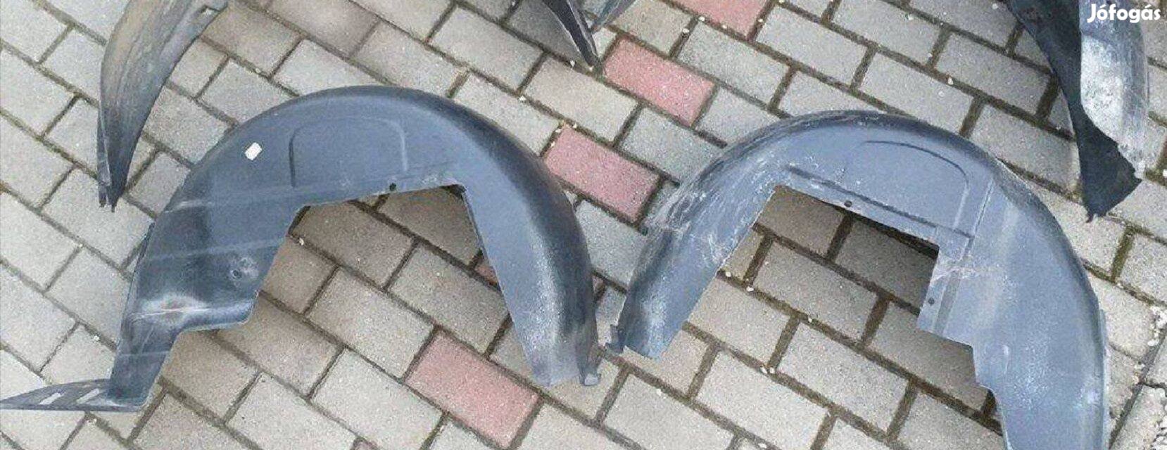 Opel Meriva A dobbetét hátsó bal jobb