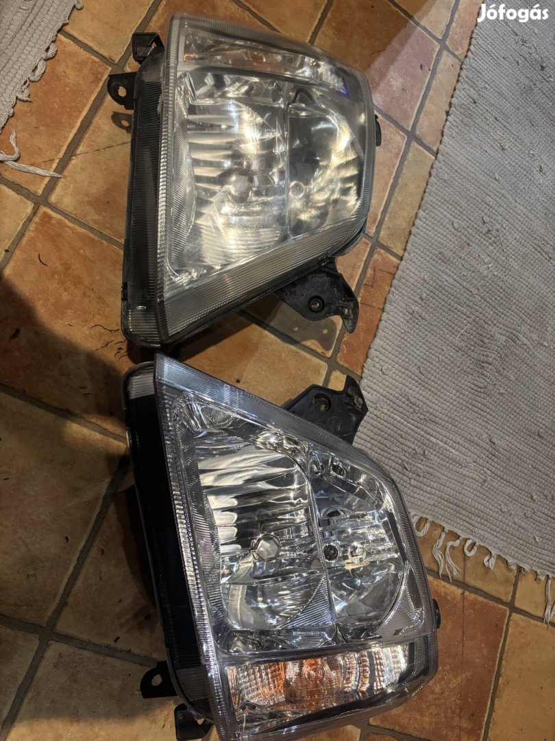 Opel Meriva A elso fenyszoro Gyari