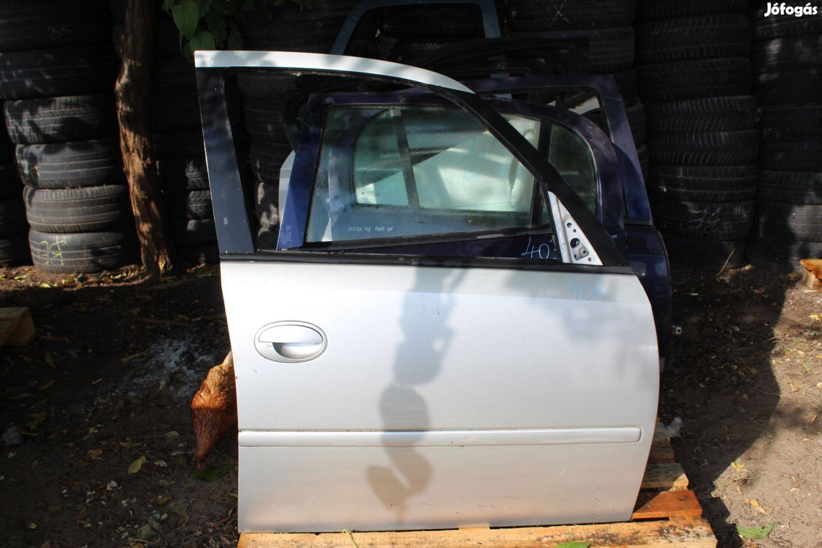 Opel Meriva A facelift jobb első ajtó komplett(404.)