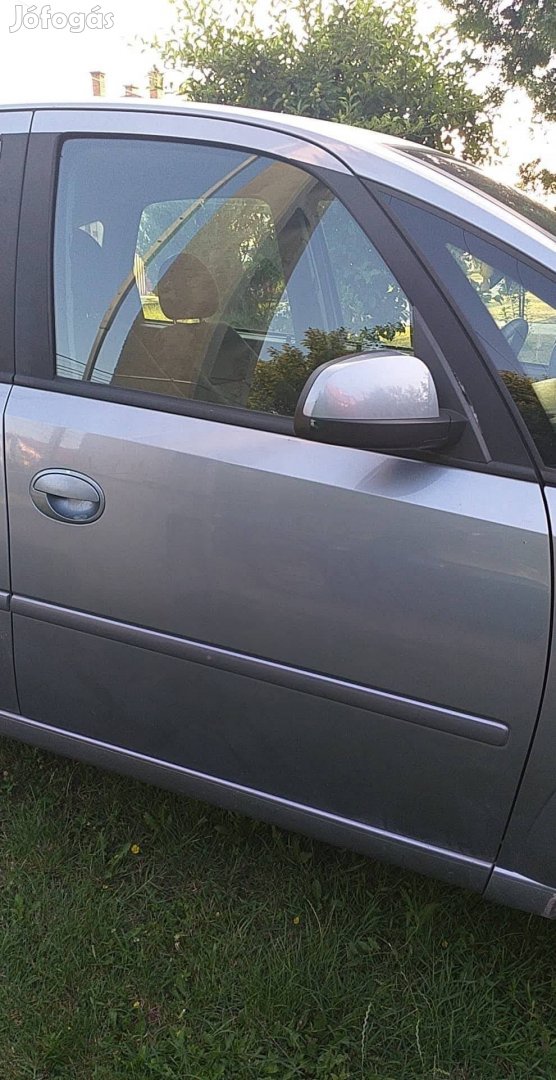 Opel Meriva A jobb első ablak üveg