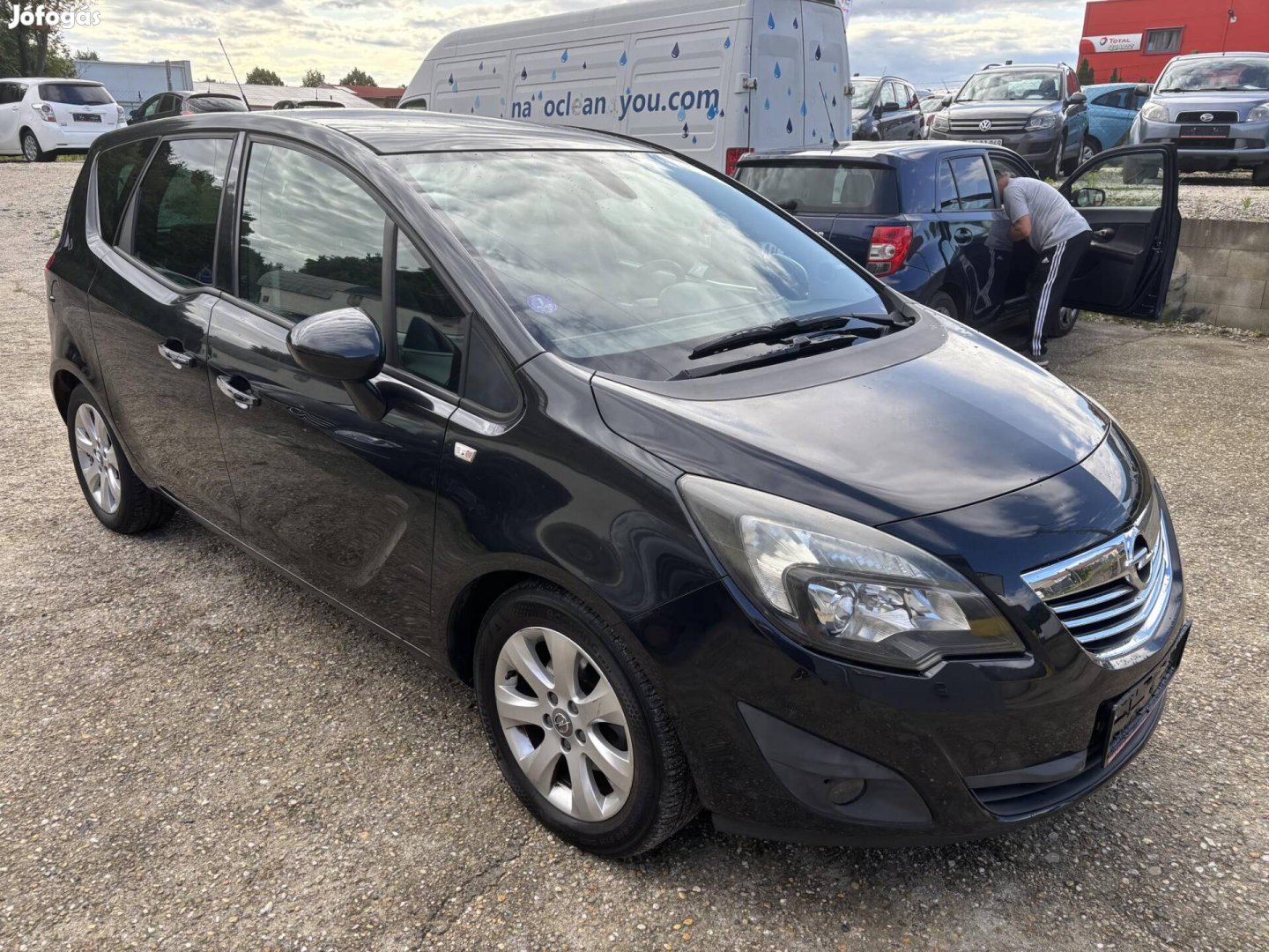 Opel Meriva B 1.4 T Active Start-Stop Panoráma...