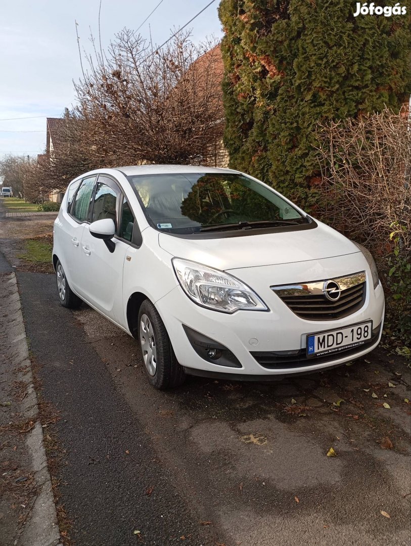 Opel Meriva B 1,4 (2012) vonóhoroggal