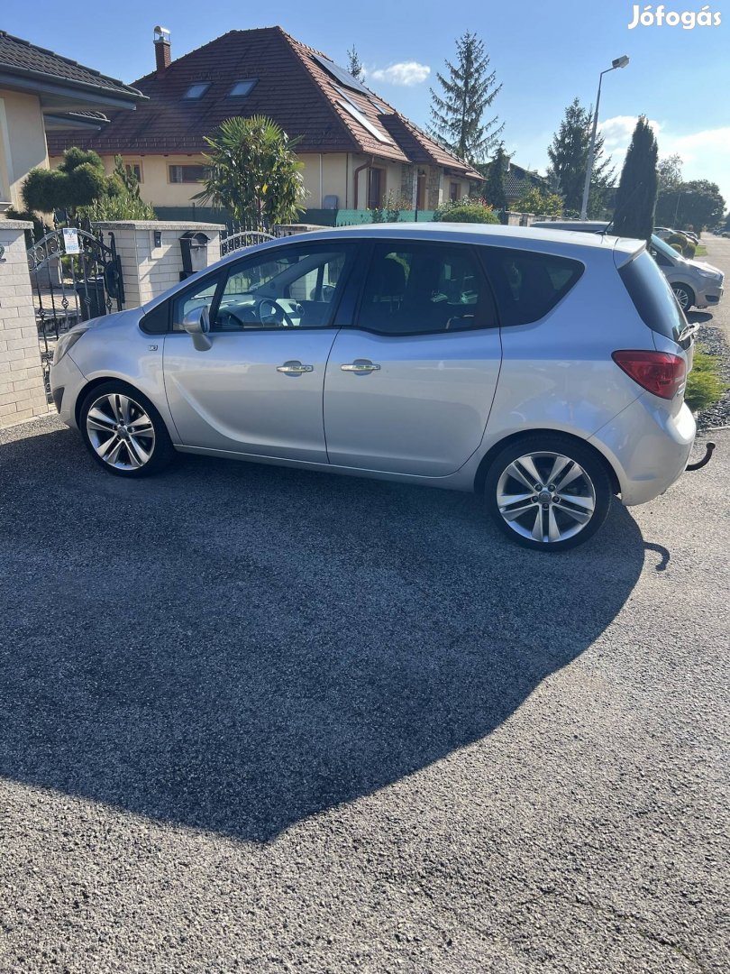 Opel Meriva B Cosmo 2012 