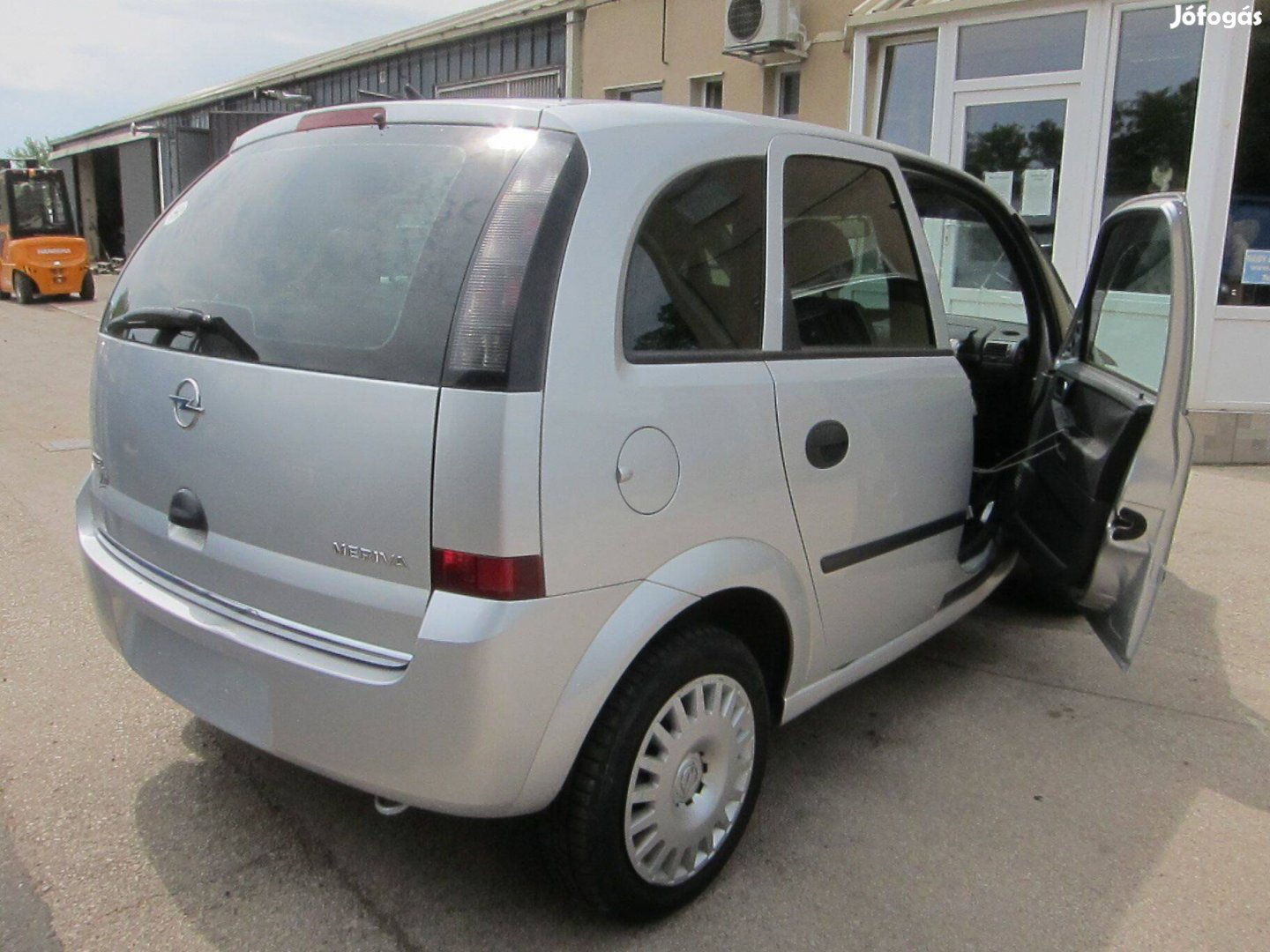 Opel Meriva bontott alkatrészek
