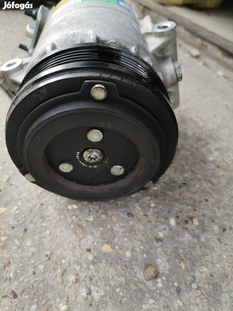 Opel Meriva bontott klímakompresszor