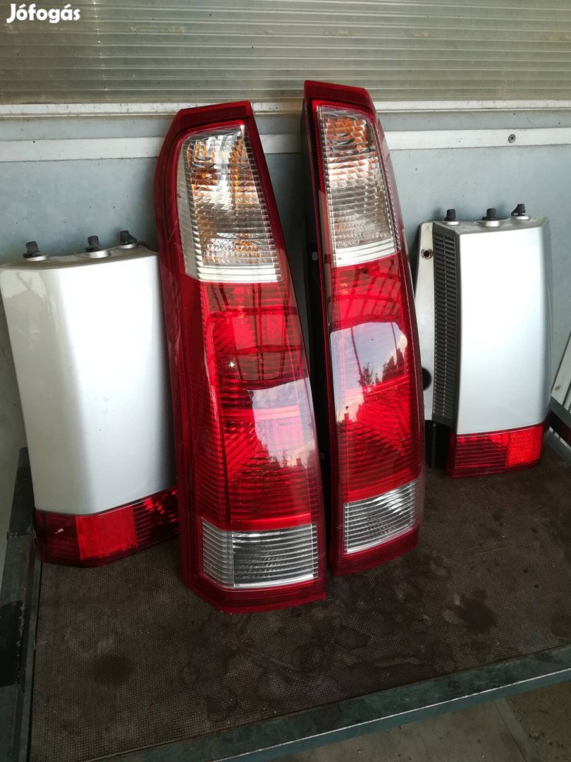 Opel Meriva hátsó lámpa