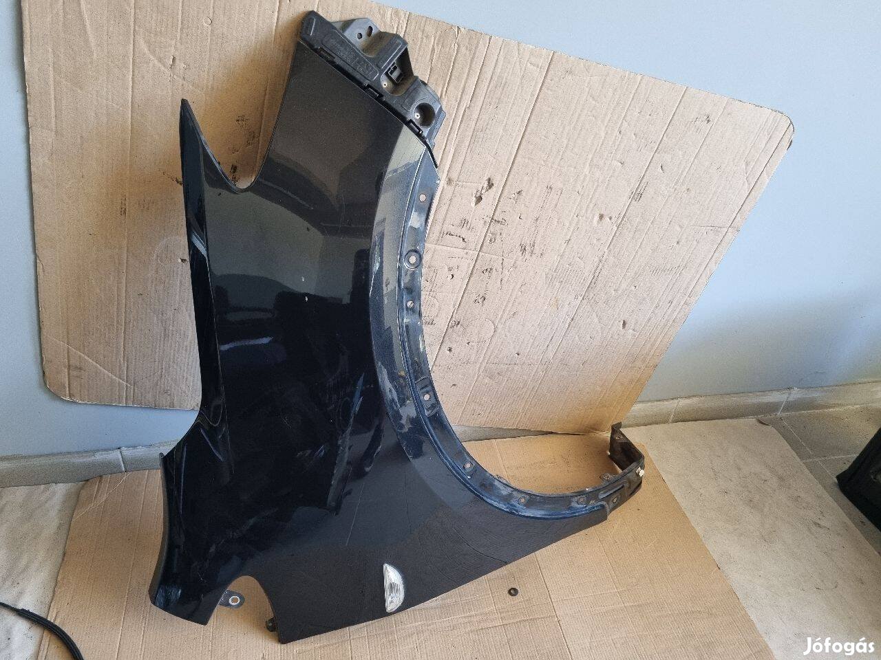 Opel Mokka Jobb első Sárvédő Fekete 9311