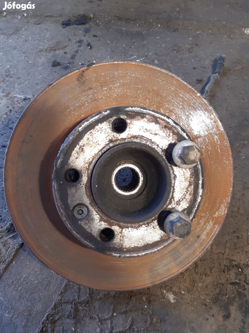 Opel Movano 03-10 Bal Első Csonkállvány Kerékaggyal + ABS Jeladó