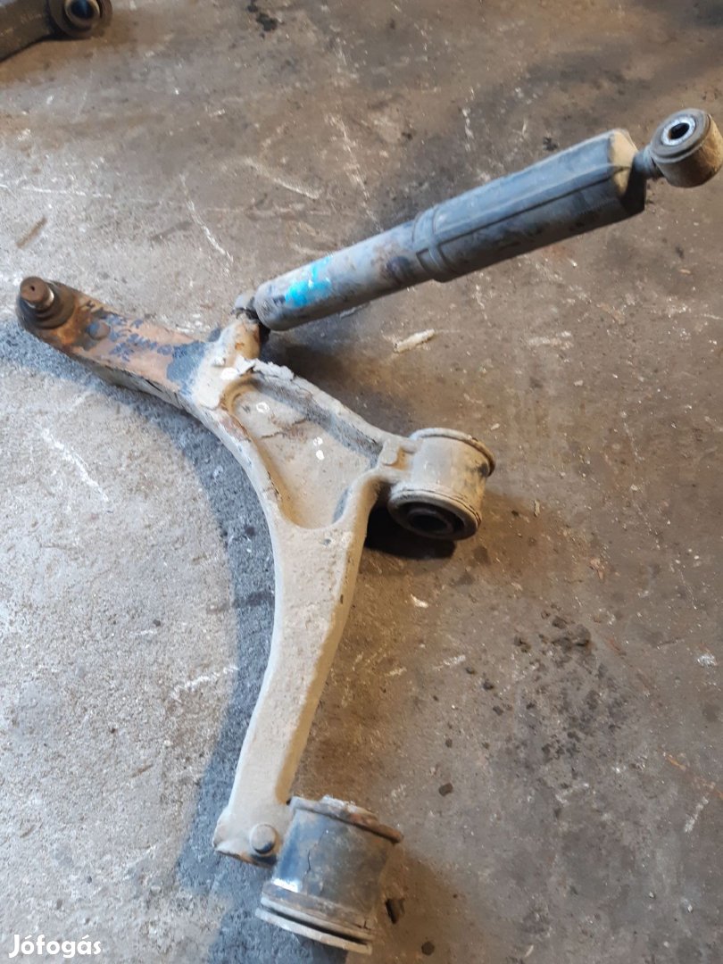 Opel Movano 03-10 Bal Első Lengőkar