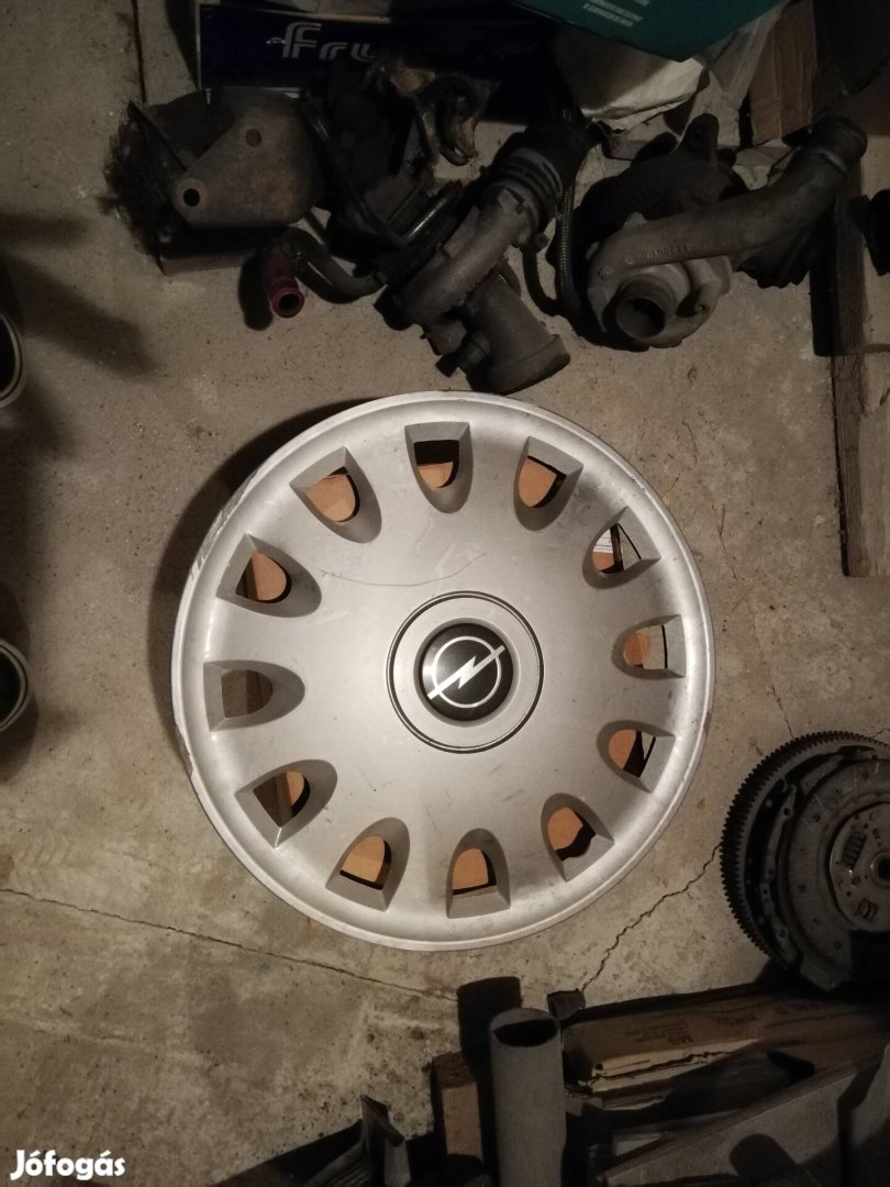 Opel Omega A gyári dísztárcsa 1db