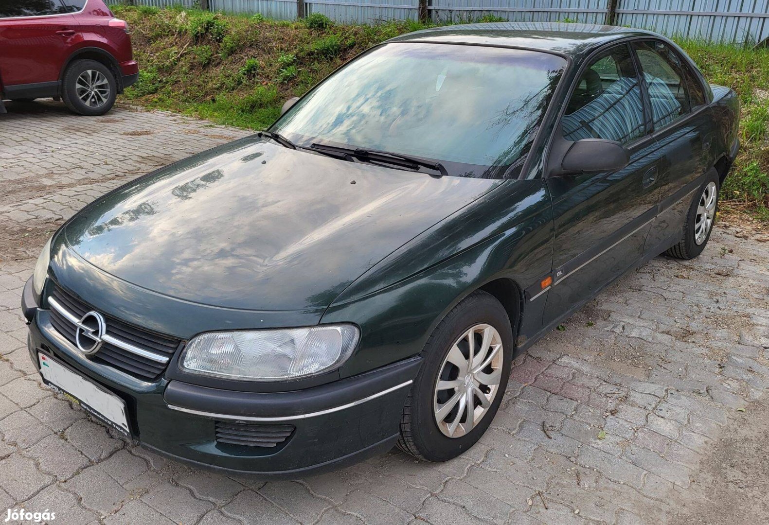 Opel Omega B egyben eladó hátulja nélkül