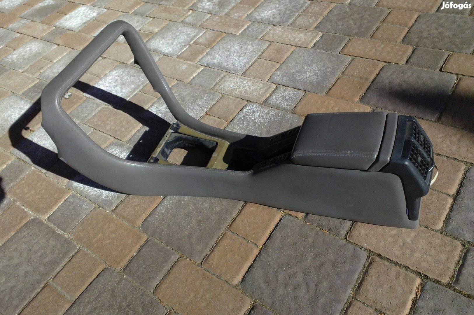 Opel Senator B középkonzol könyöklő közép box