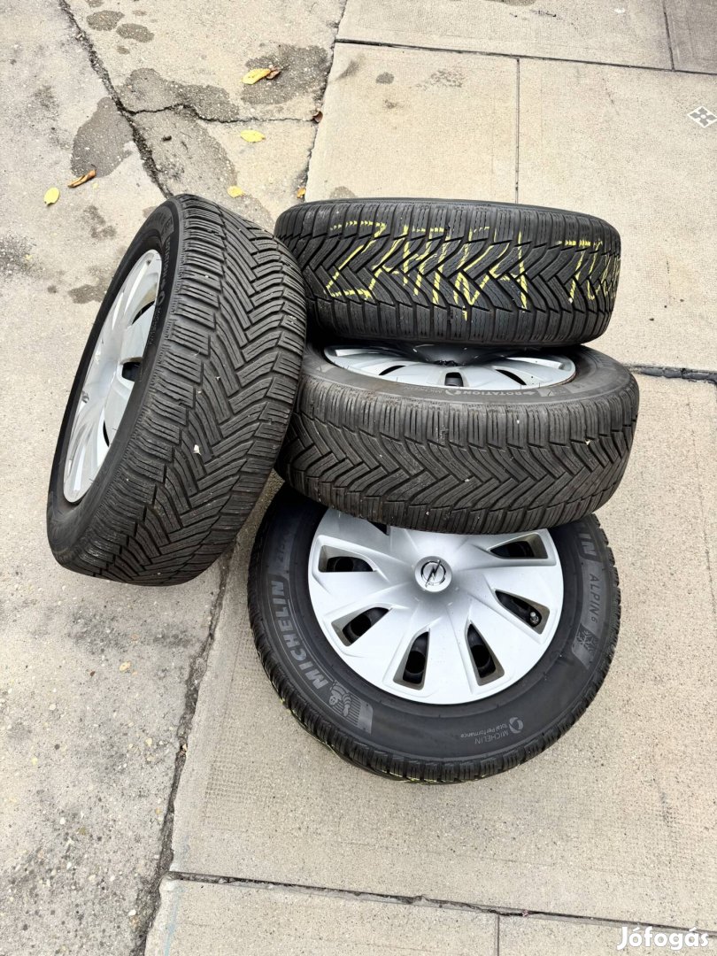 Opel Téli Gumi Szett 16" újszerű