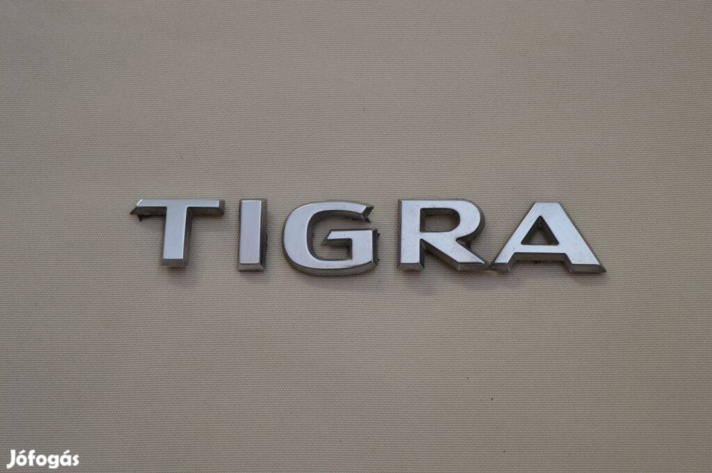 Opel Tigra TT króm felirat