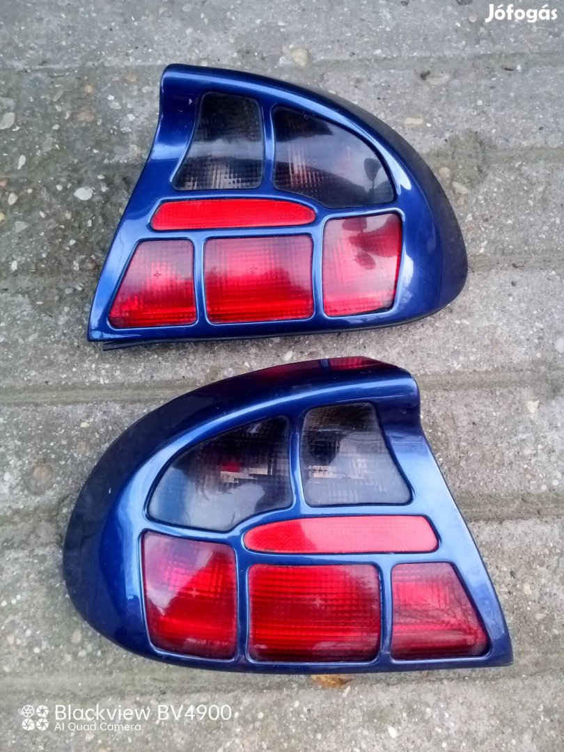 Opel Tigra hátsó lámpa pár