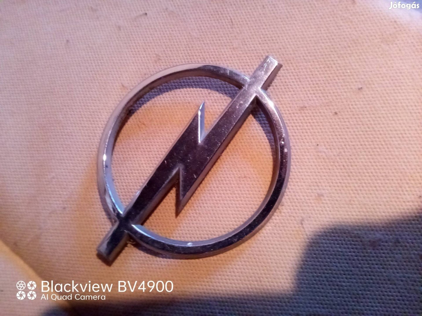 Opel Tigra logo embléma hátsó