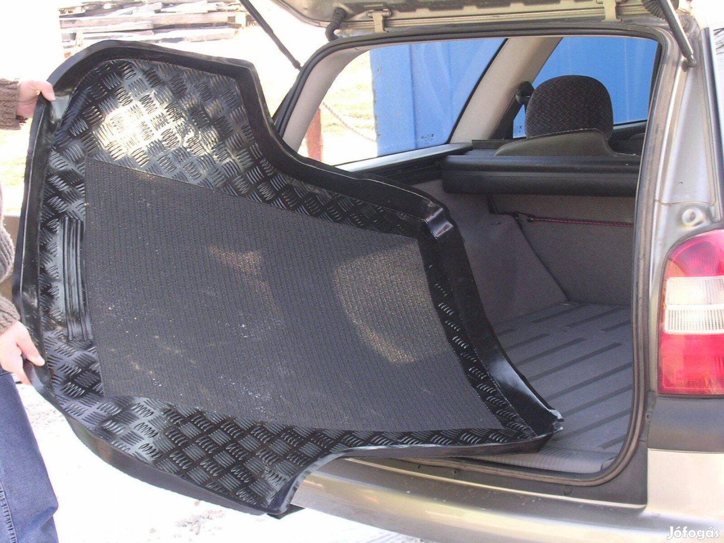 Opel Vectra B, C, Zafira A, B, C Csomagtértálca