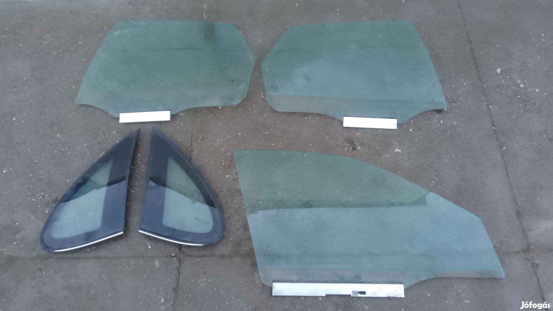 Opel Vectra B szedán oldal ablak üveg. Személyesen