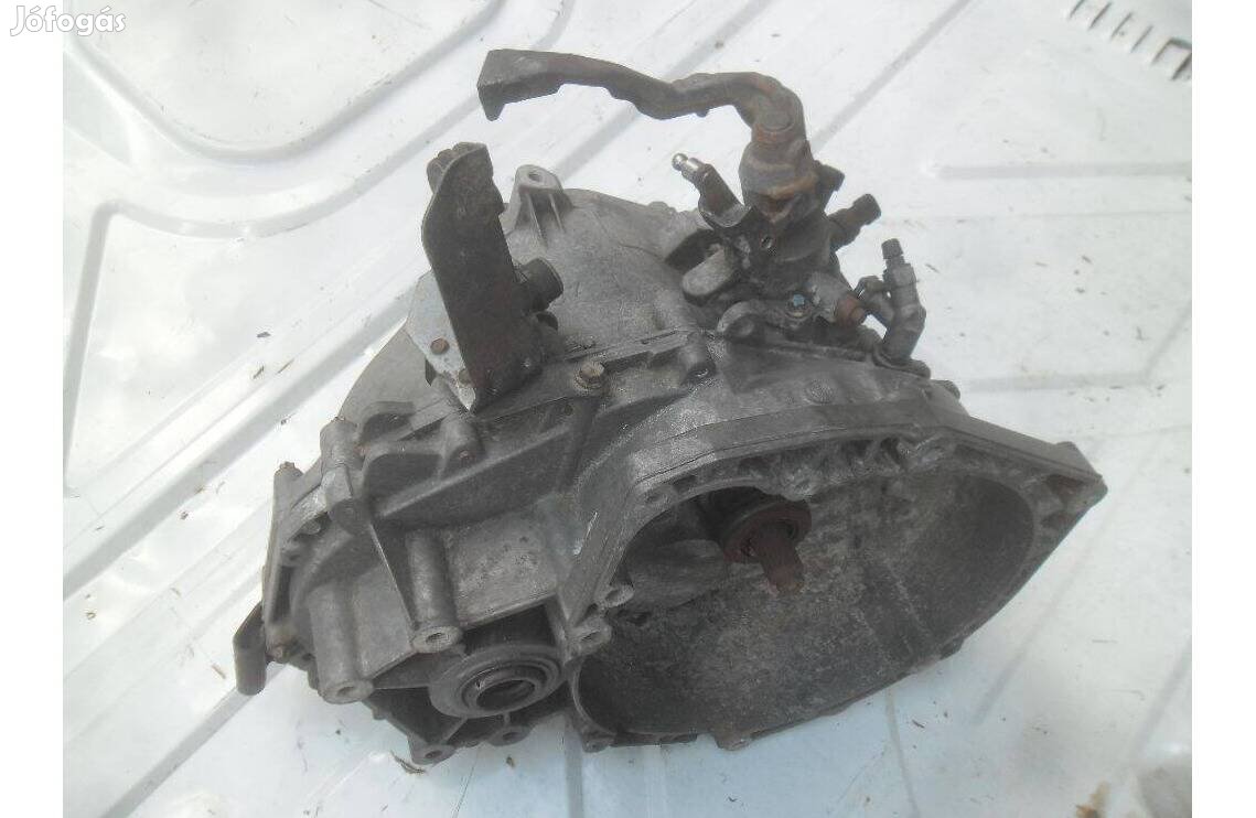 Opel Vectra C 1.9 cdti váltó F40 6-os / GM 55350375