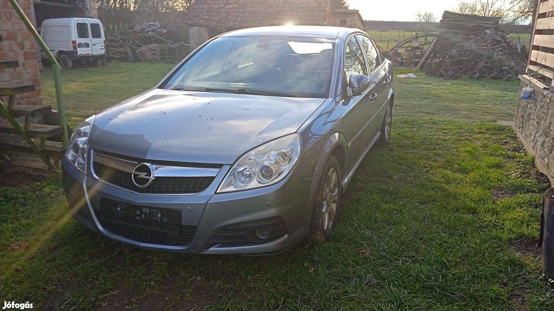 Opel Vectra C Facelift Motorháztető Z163 (ALU)