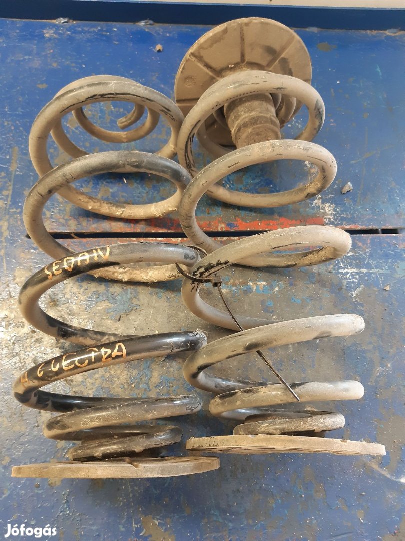 Opel Vectra C Hátsó Rugó Pár