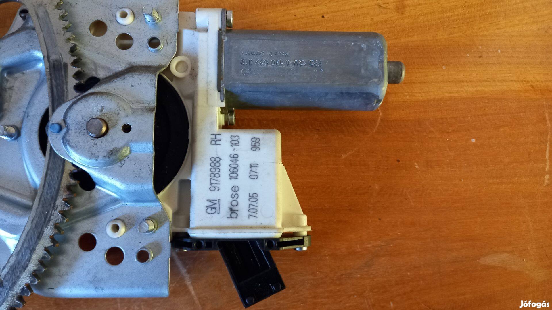 Opel Vectra C Jobb első ablakemelő motor 9178988