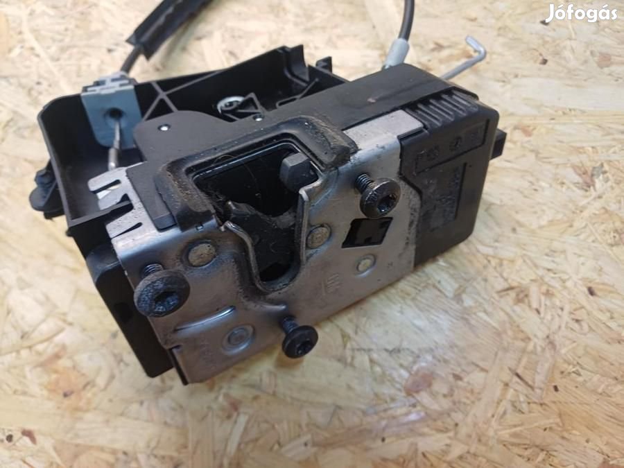 Opel Vectra C (2002-2009) Jobb Első Ajtó Központizár