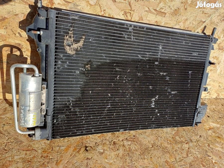 Opel Vectra C 2002-2009 2.2 Benzines Vízhűtő Klímahűtővel