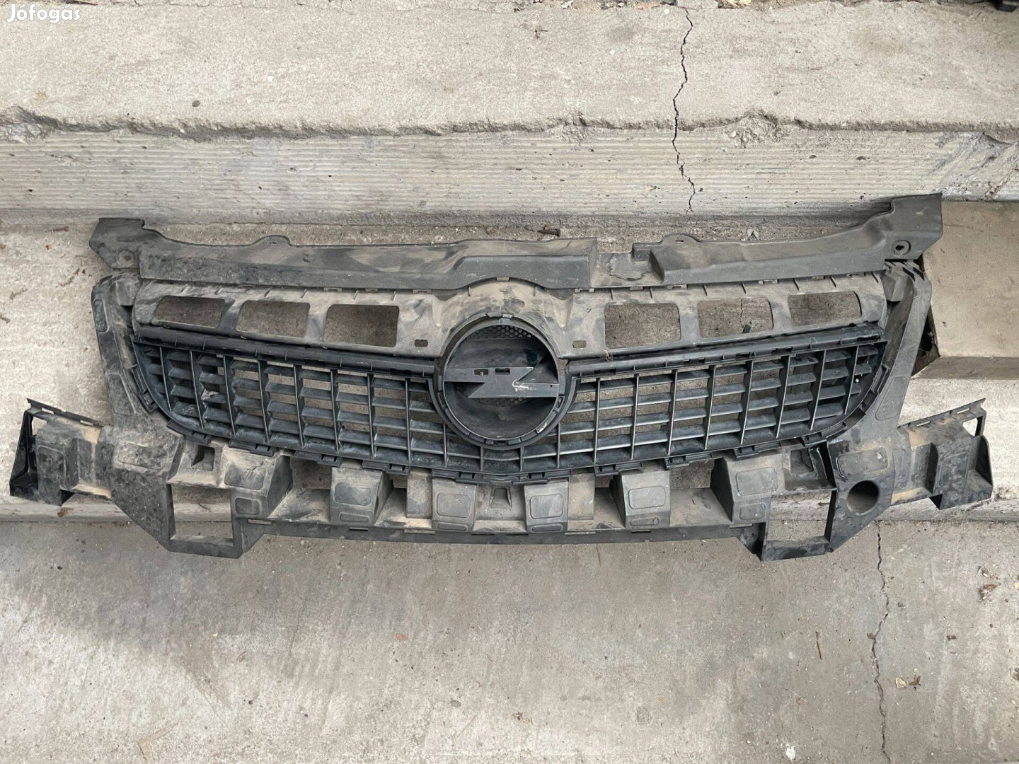 Opel Vectra C facelift hűtőrács