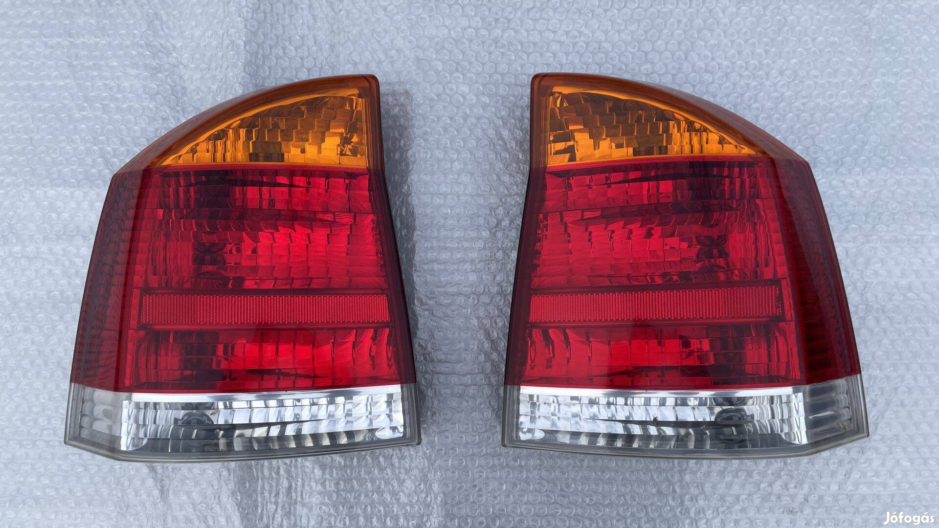 Opel Vectra C hátsó lámpák 13130644 13130643