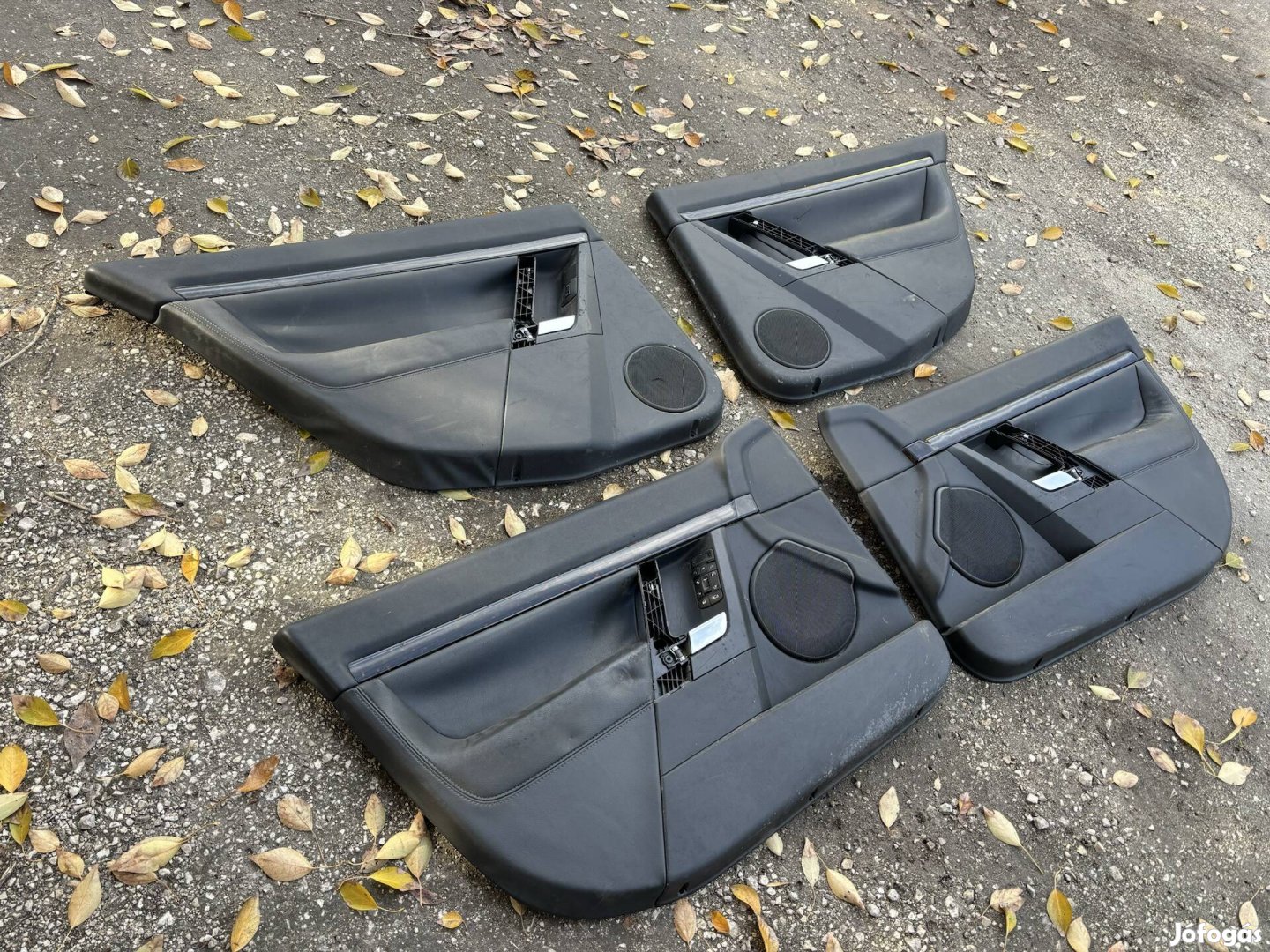 Opel Vectra C kombi bőr kárpit ajtókárpit 