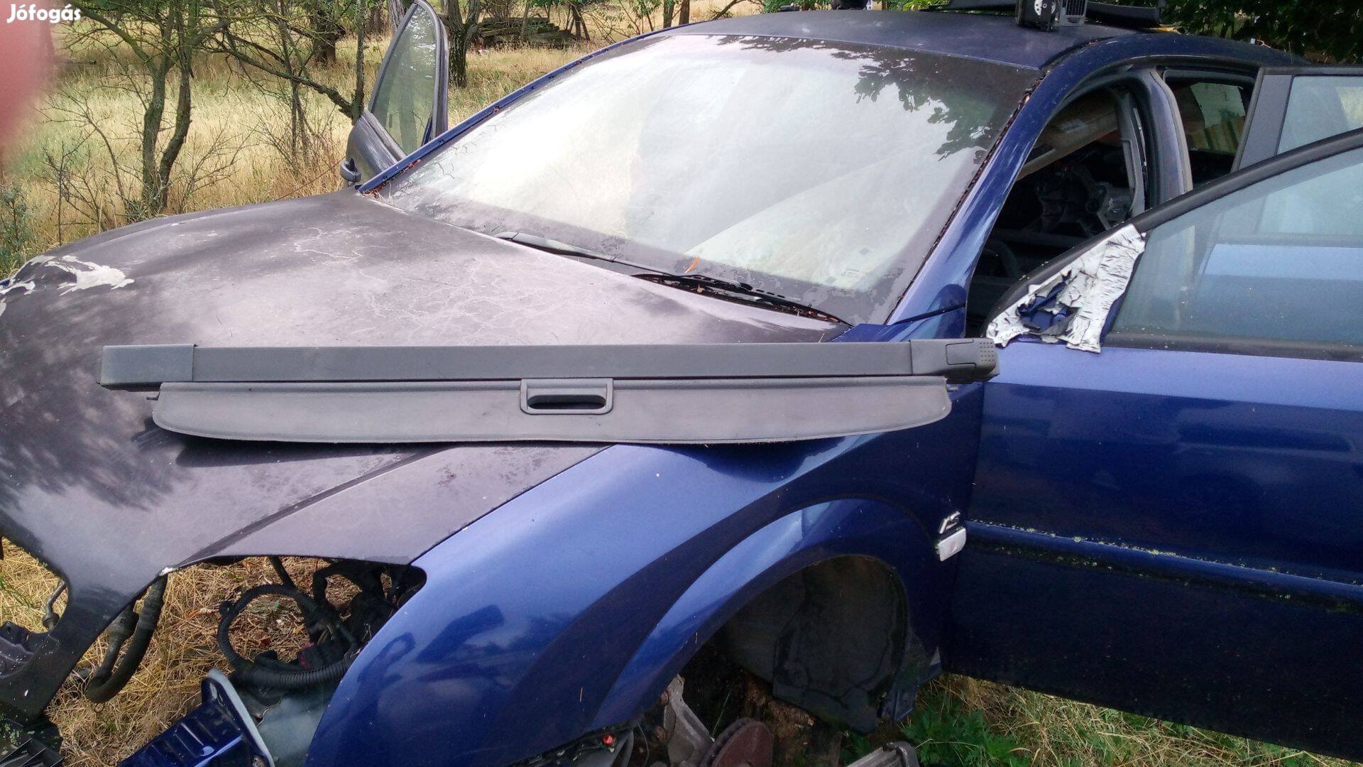 Opel Vectra C kombi csomagtér roló