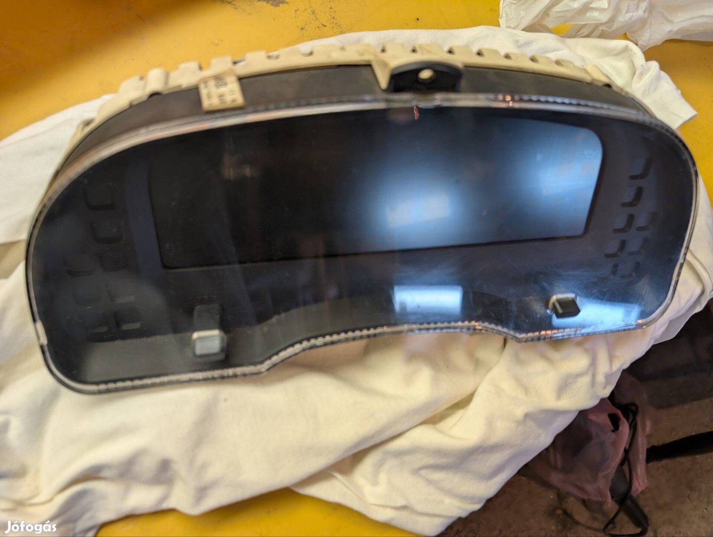 Opel Vectra, Calibra digitális műszerfal, km-óra