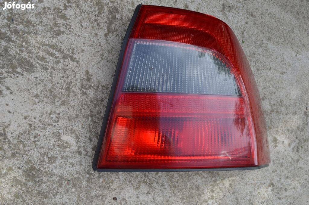 Opel Vectra hátsó lámpa