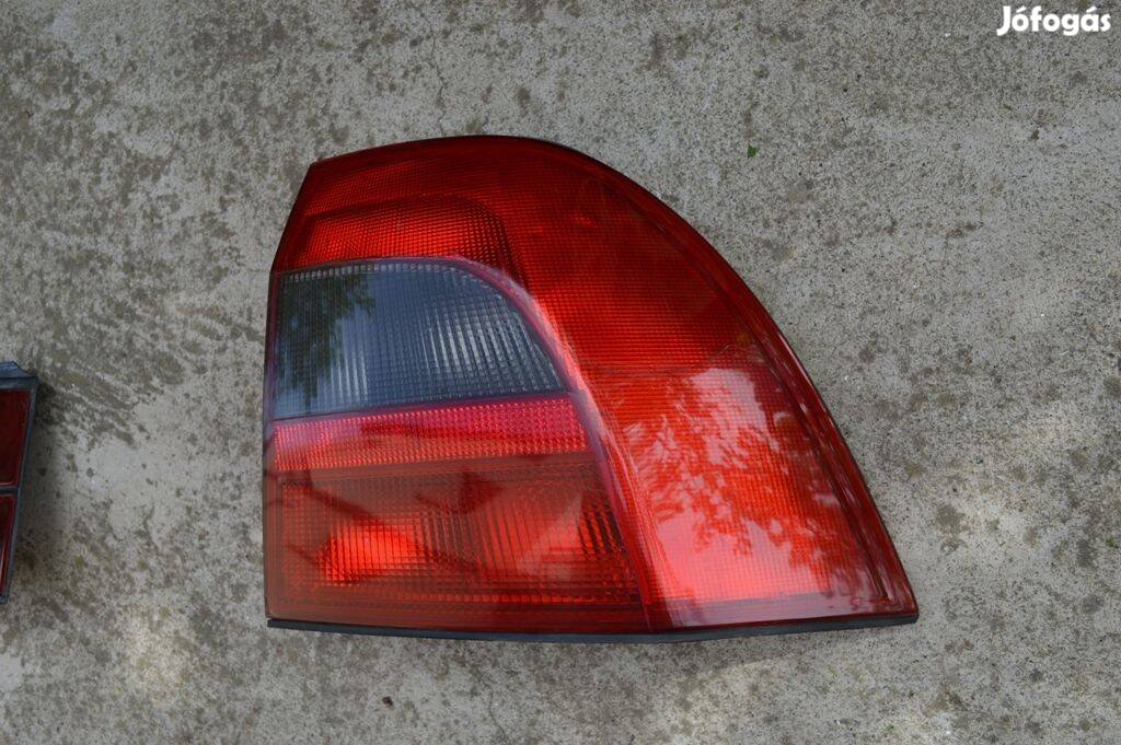 Opel Vectra hátsó lámpa