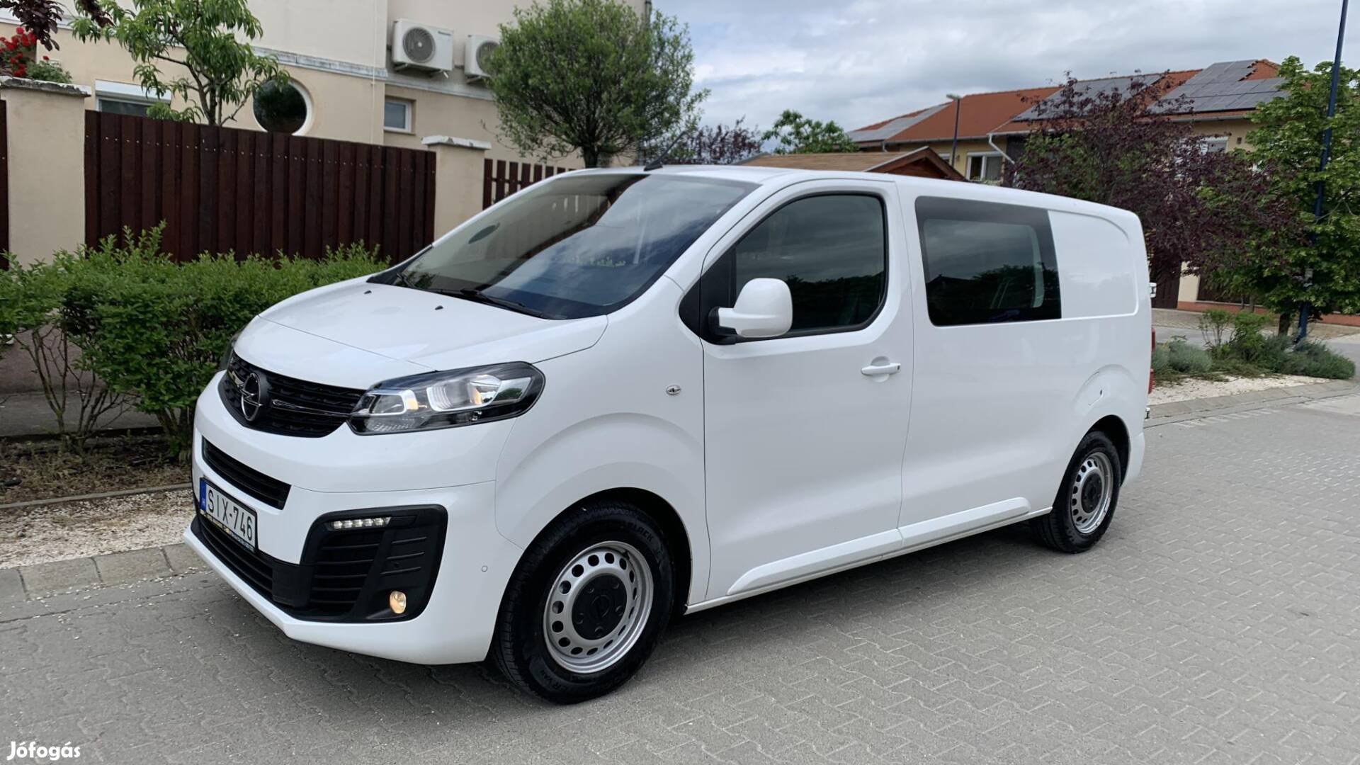 Opel Vivaro 1.5 D Crew Van Selection M 6fő!M.O....