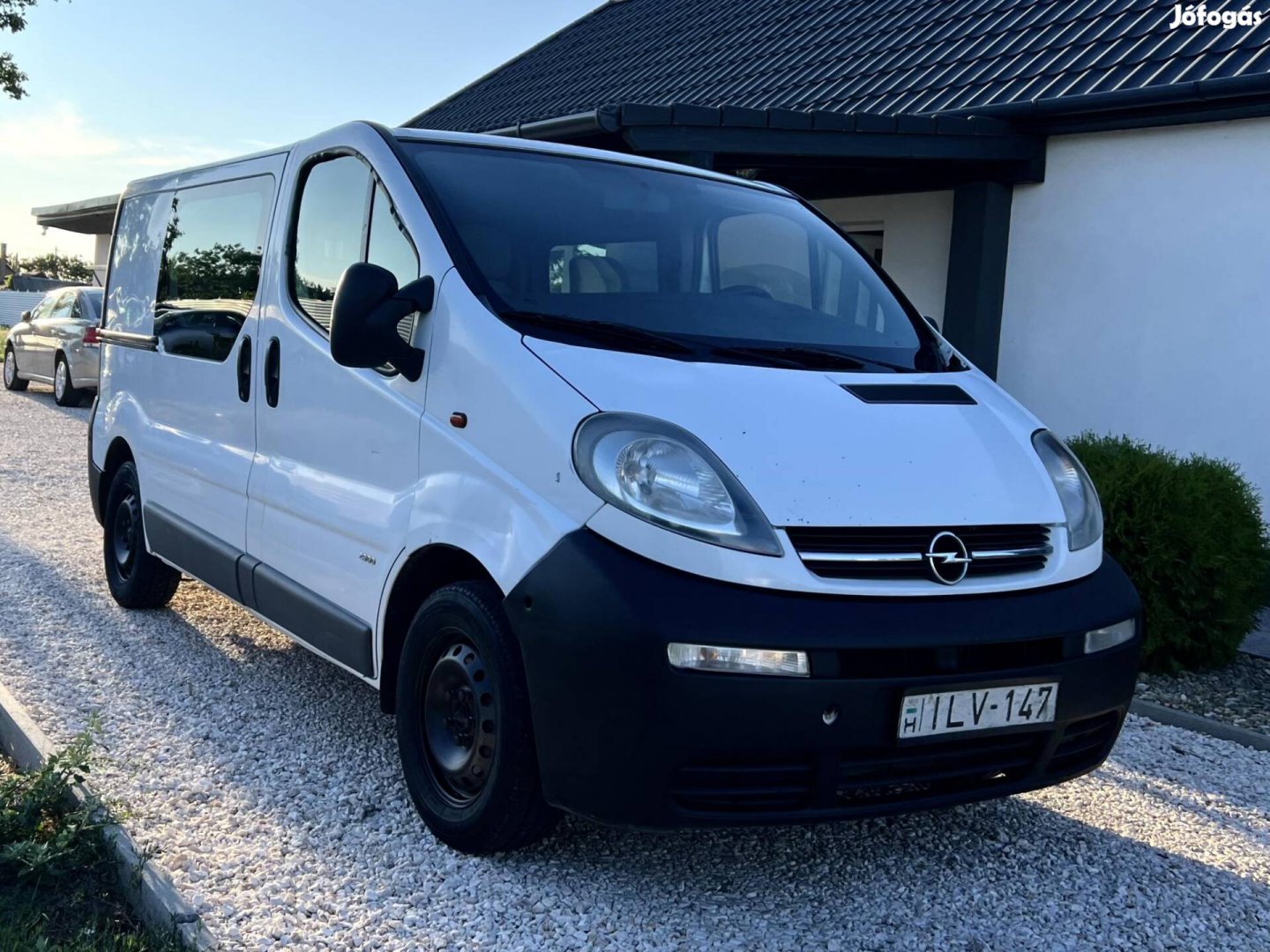 Opel Vivaro 1.9 DTI Tour L1H1 6 Személyes Friss...