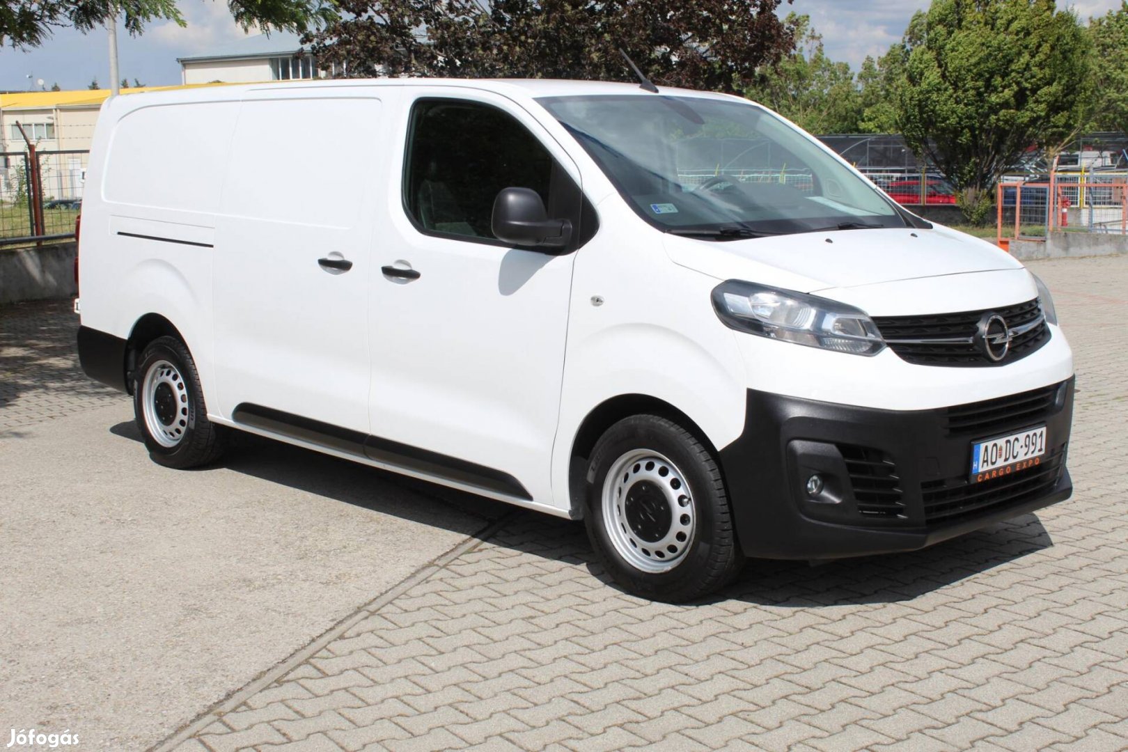 Opel Vivaro 2.0 D Cargo L Megnövelt 144LE/ Legh...