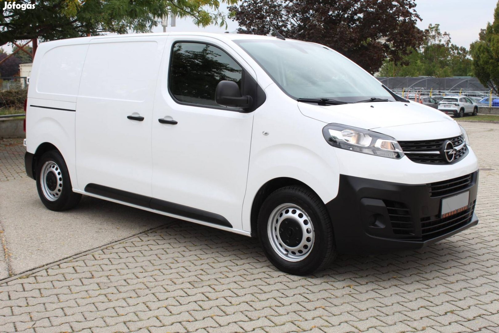 Opel Vivaro 2.0 D Cargo M 144LE/ Középhosszú L2...