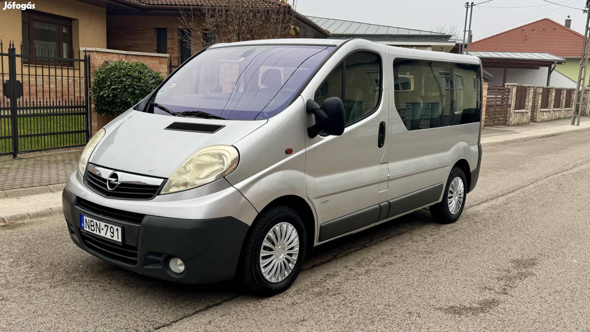 Opel Vivaro 2.5 CDTI L1H1 2.9t Friss Műszaki Vi...