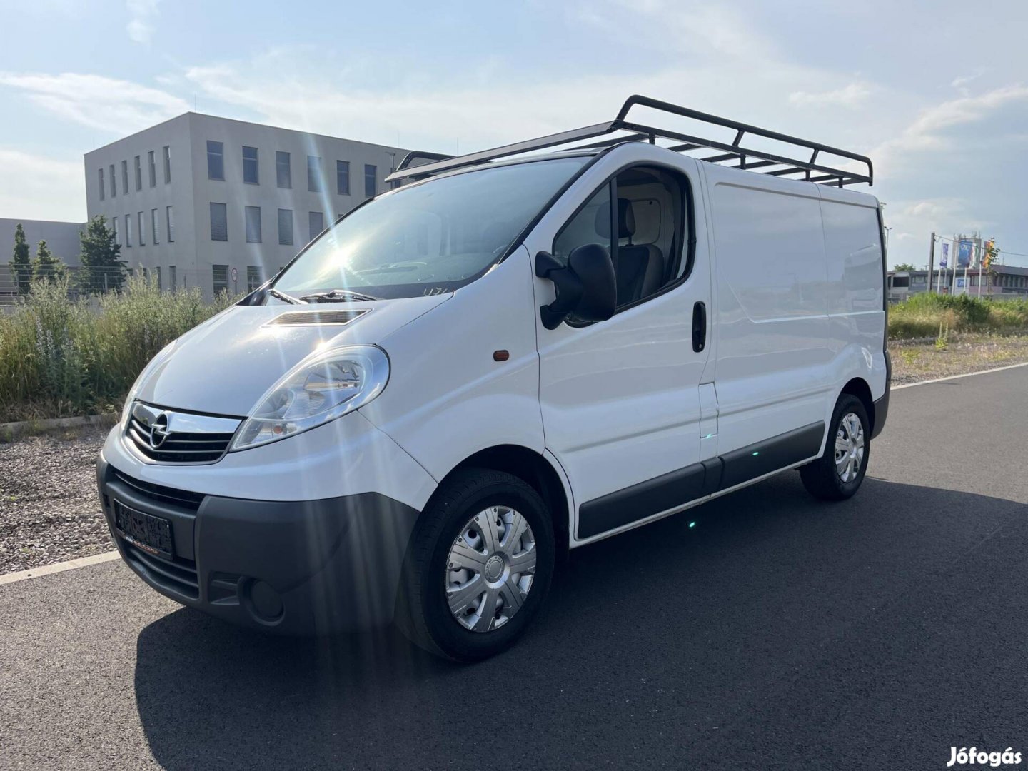 Opel Vivaro 2.5 CDTI L1H2 2.9t végig vezetett s...