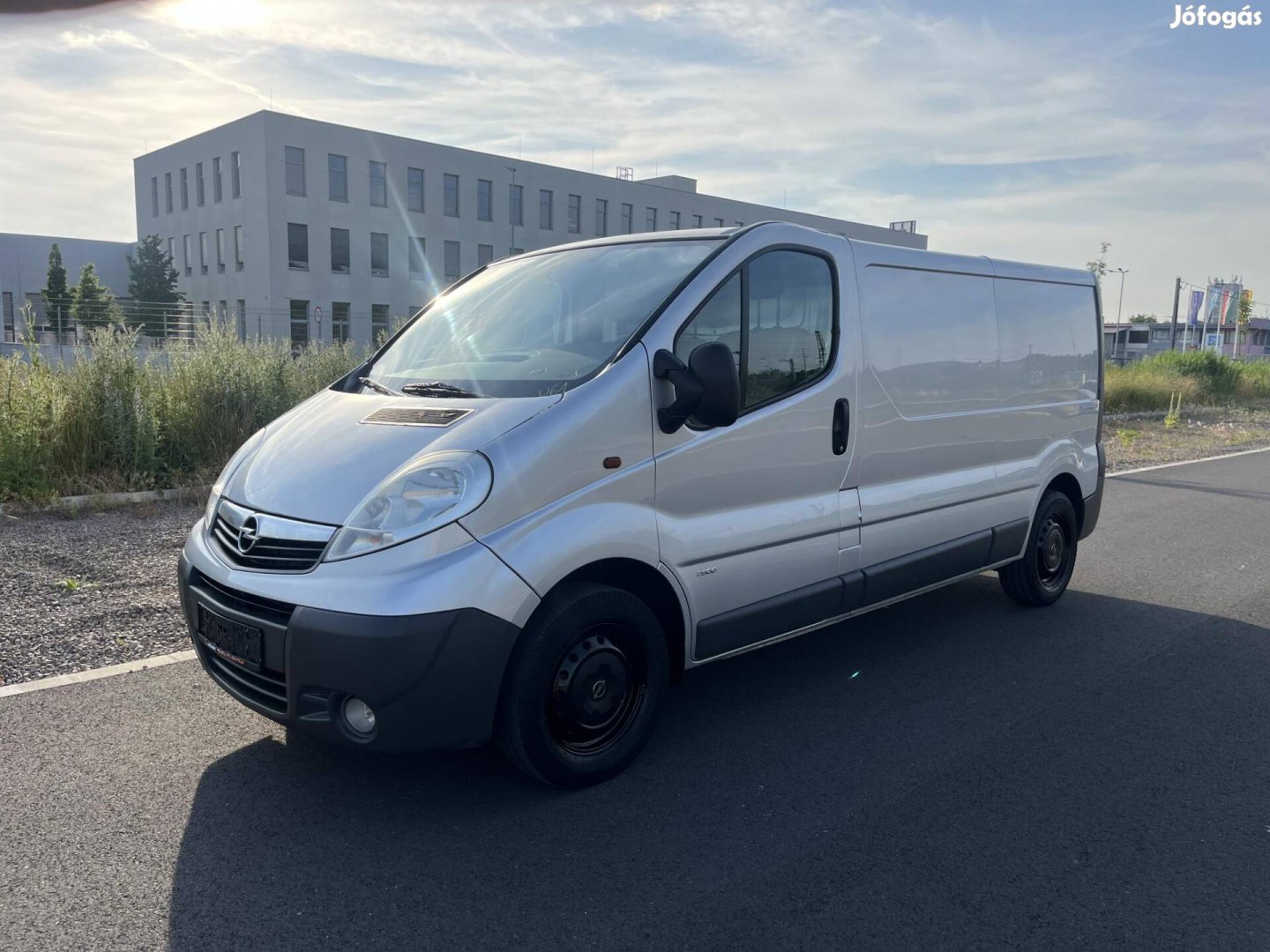 Opel Vivaro 2.5 CDTI L2H1 2.9t MTA végig vezete...
