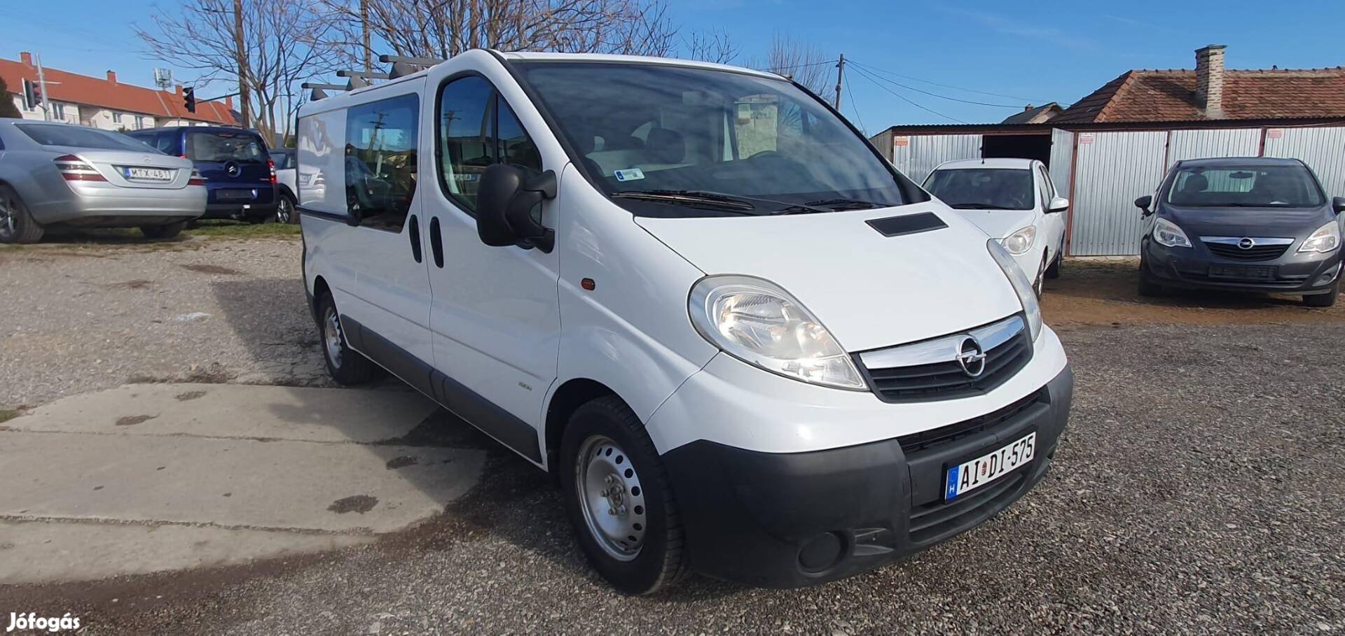 Opel Vivaro 2.5 Cdtil2H1 2.9t