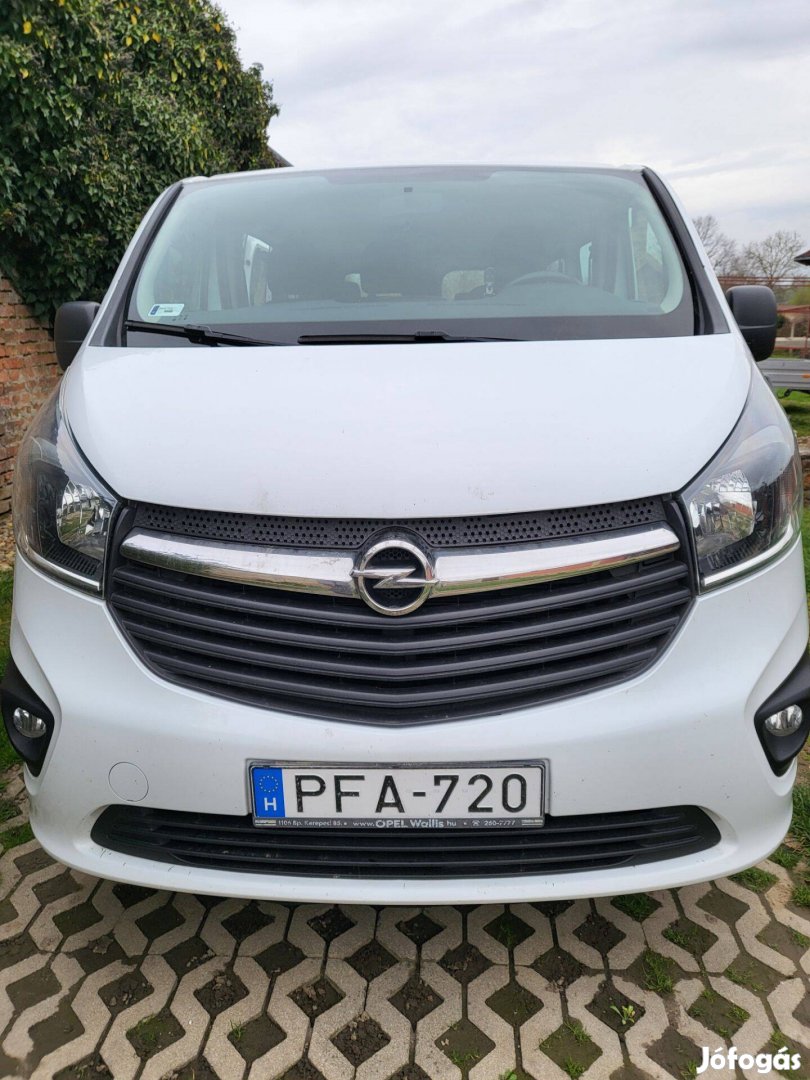 Opel Vivaro 9 személyes kisbusz eladó!!!