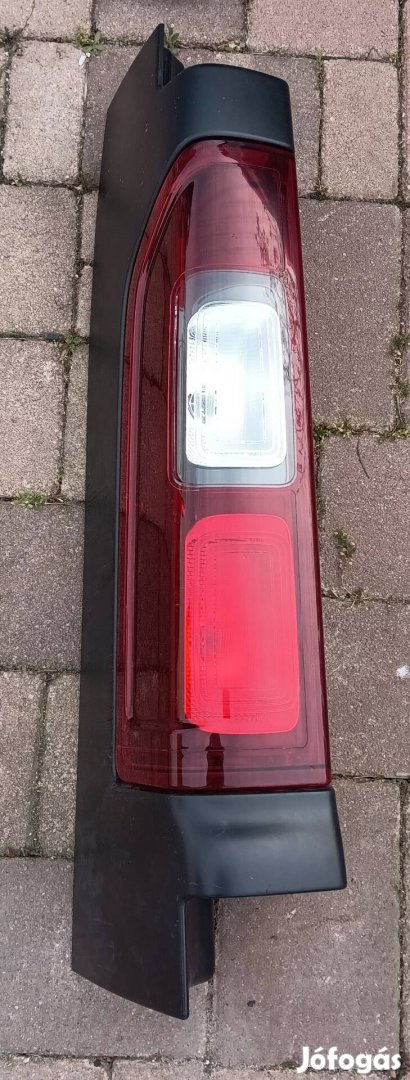 Opel Vivaro B bal hátsó lámpa kerettel együtt 