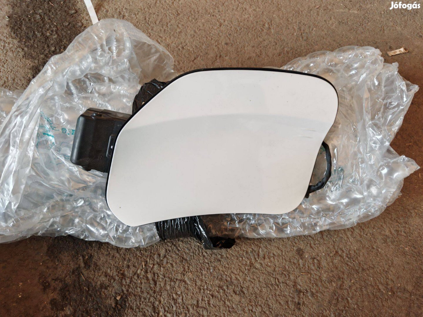 Opel Vivaro-E töltőcsatlakozó ház (használt) 9832745480