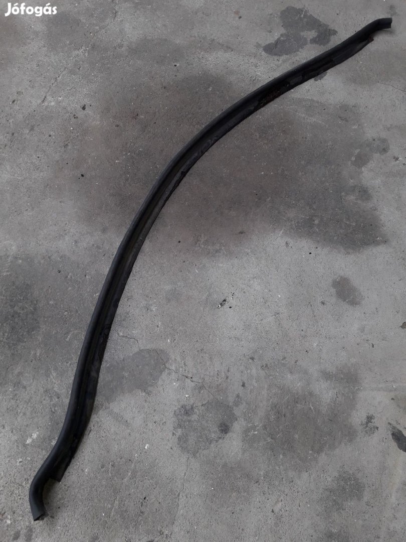 Opel Vivaro Motorháztető Gumikéder