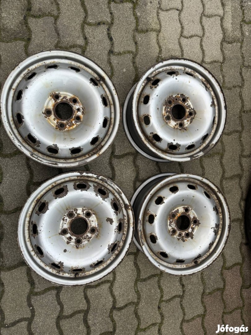 Opel Vivaro, Renault Trafic lemezfelni