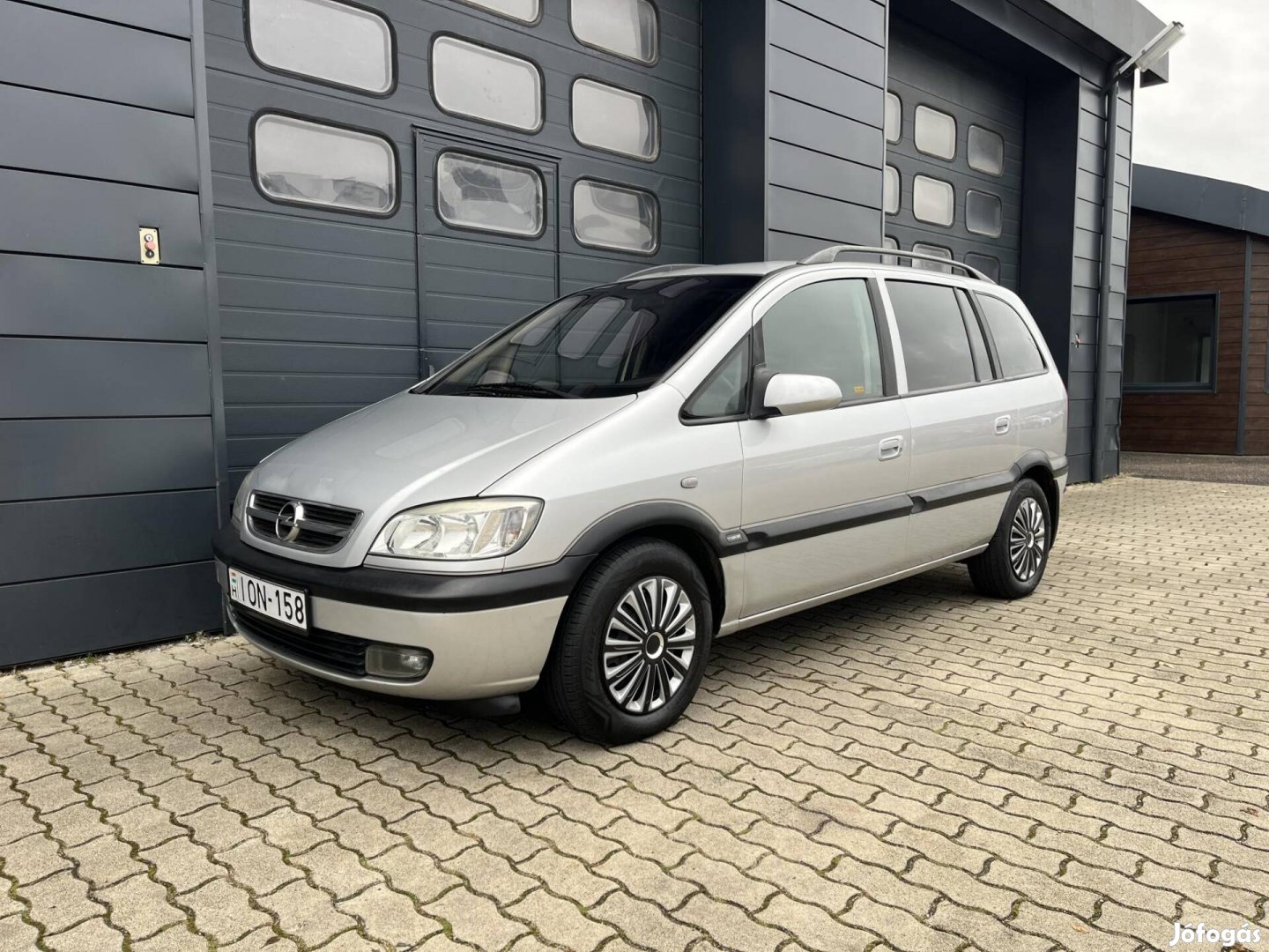 Opel Zafira A 1.6 Comfort Szervizelt / Magyaror...