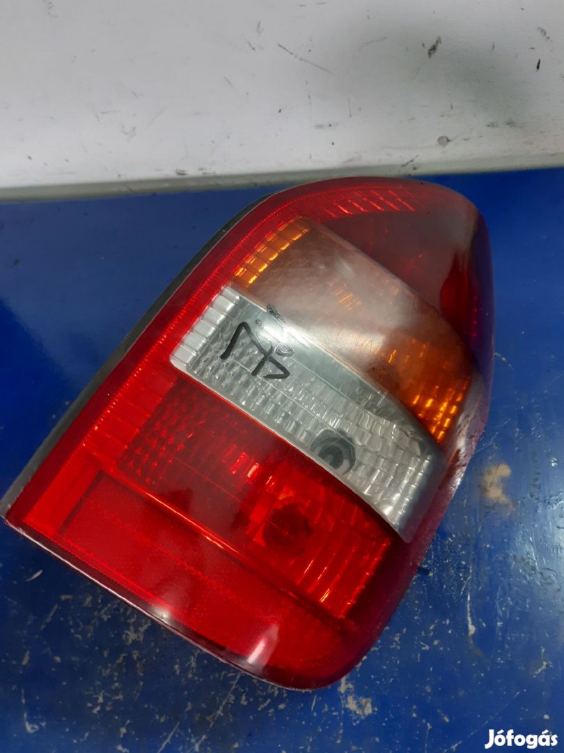 Opel Zafira A Jobb Hátsó Lámpa